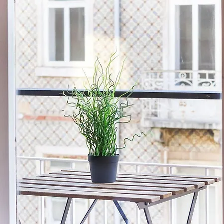 Апартаменти Marques Balcony By Homing *